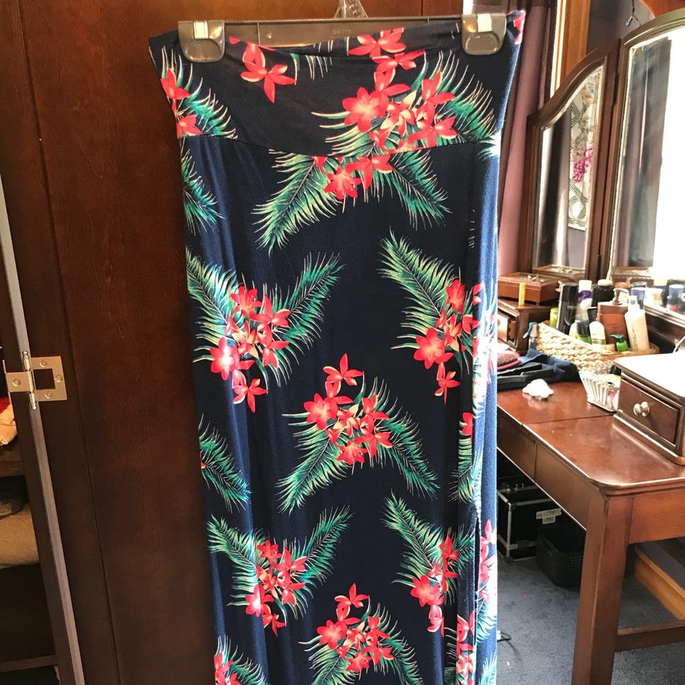 Charlotte Russe Maxi Skirt